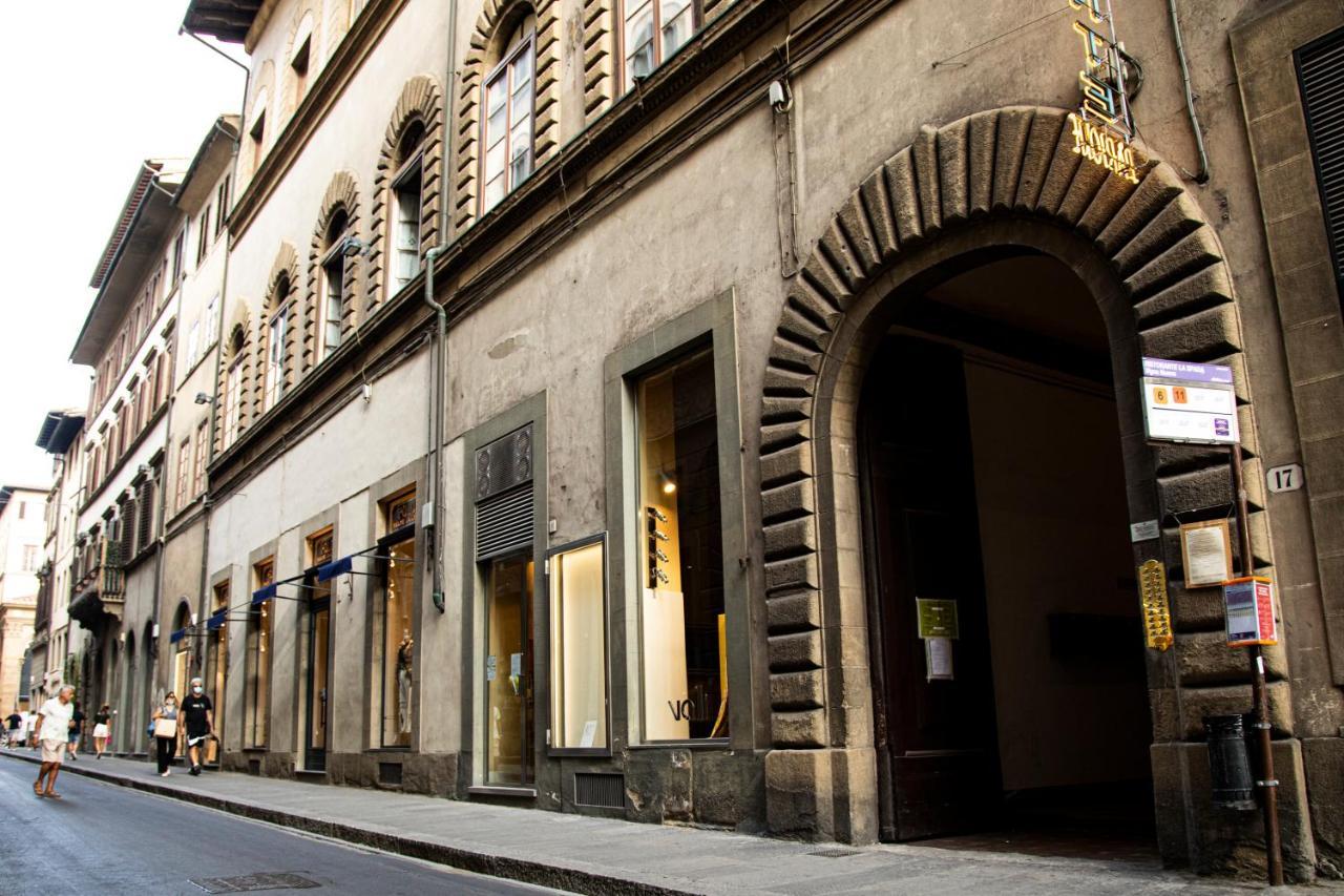 佛罗伦萨Studio In Tornabuoni Within A Renaissance Building公寓 外观 照片